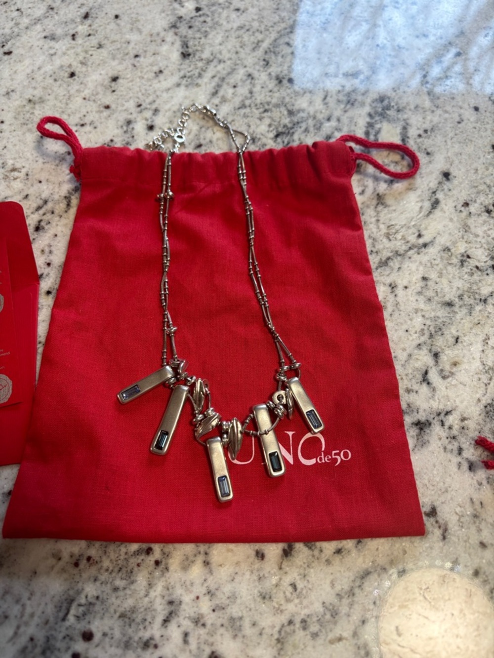 UNO de 50 Silver-Tone Necklace with Red Pouch